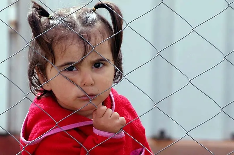 Галерия: Картини от бежанския лагер в Харманли