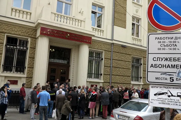 Да спасяваме ли депозитите над 100 000 евро?