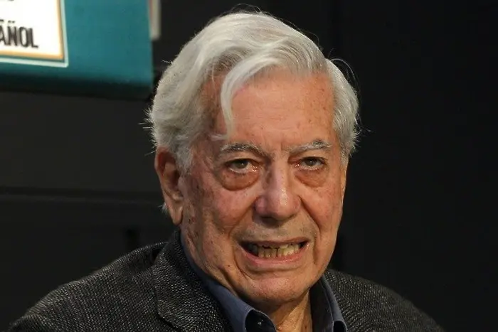 Марио Варгас Льоса: Искат да ни отнемат правото на критика