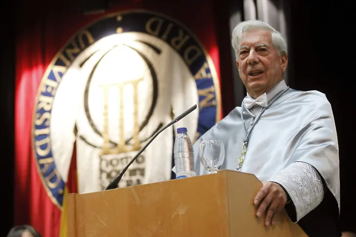 Марио Варгас Льоса: Харакири си правят цели страни като Гърция