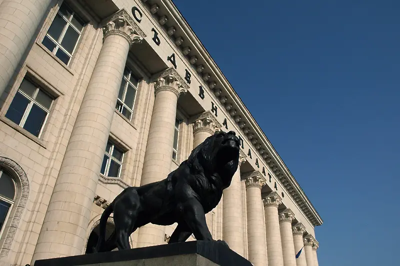 Удар под кръста: ВАС отмени лимитите в болниците (обновена)