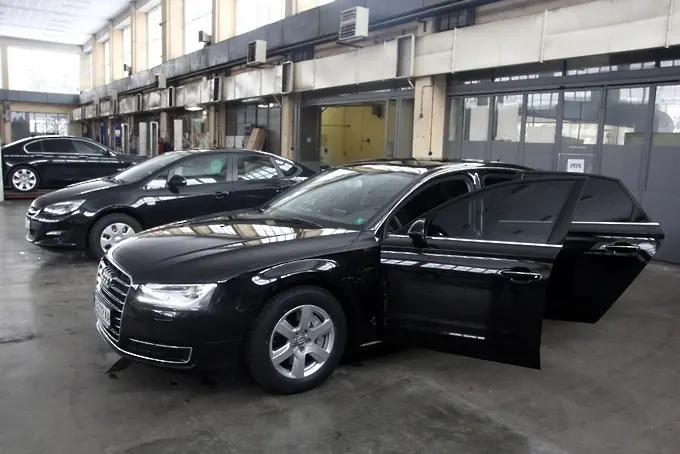 НСО за колата на Лозан Панов: Два болта са липсвали, другите три са разхлабени