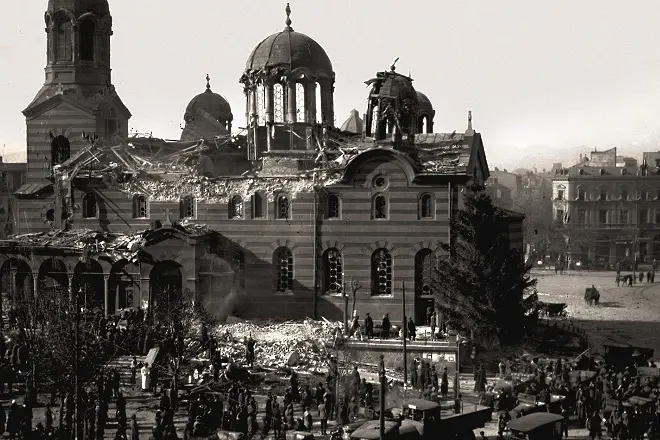 На днешния ден комунисти убиват 213 души в „Света Неделя“