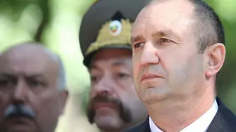 И президентът с мнение за кремълската версия за спасяването на българските евреи