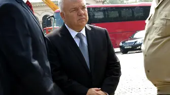 Няма засега оставка на шефа на НСО Ангел Антонов