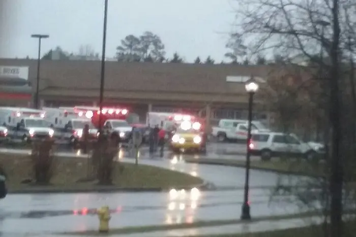 Стрелба в училище в Мериленд, има ранени (ВИДЕО)