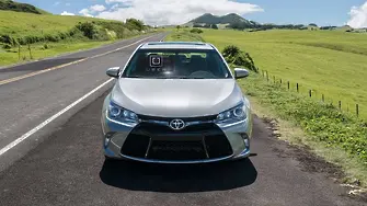 Toyota ще прави самоуправляващите се коли за Uber