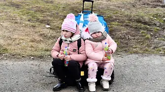 Принципът е - не давай на бедните, да не би да се възползват лошите