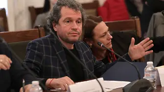 Тошко Йорданов: Правителството избяга зад парламента за Украйна