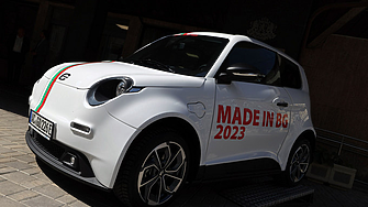 Първият електромобил от завода в Ловеч трябвало да е готов до края на 2023 г.