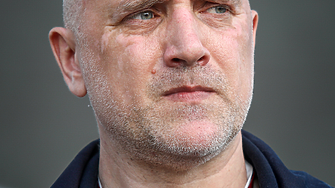 Писател иска да 