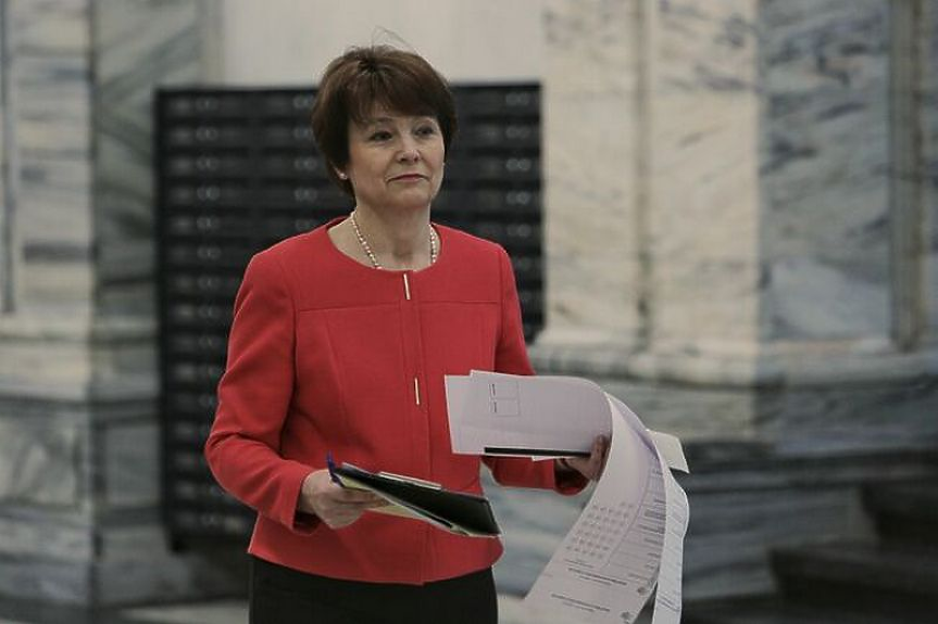 За вота - 7 млн. бюлетини и 25 хил. ролки с хартия за машини