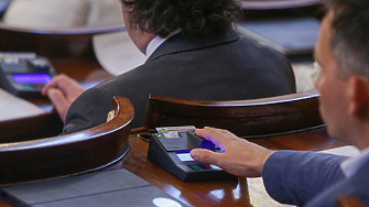 Парламентът няма да заседава утре заради Рамазан Байрам