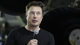 Мъск назначава жена за шефка на Туитър