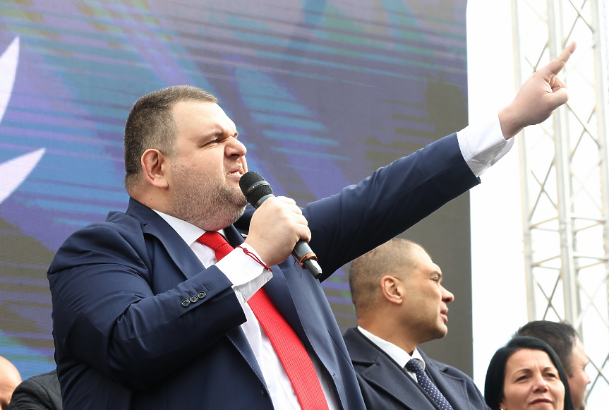 Житие и битие Пеевского и началото на славната Революция