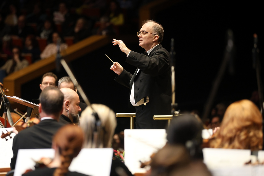 Над 80 представители на културния сектор подкрепиха Найден Тодоров (СПИСЪК)