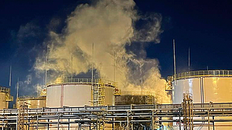 Украински дрон удари една от най-големите руски рафинерии