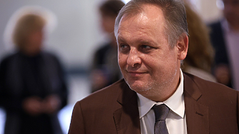 Чолаков отново във ВСС - Съветът отпусна на ВАС 2,4 млн. за свързаност