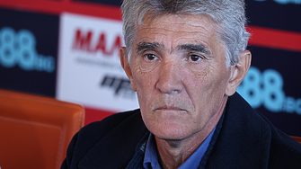 Ратко Достанич е новият старши треньор на 