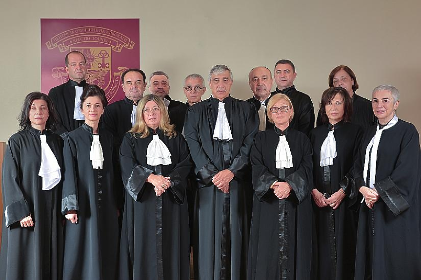 Адвокатите към прокурорите: Извинете се на Конституционния съд