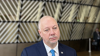 Желязков: България трябва да стане нетен износител на оръжие