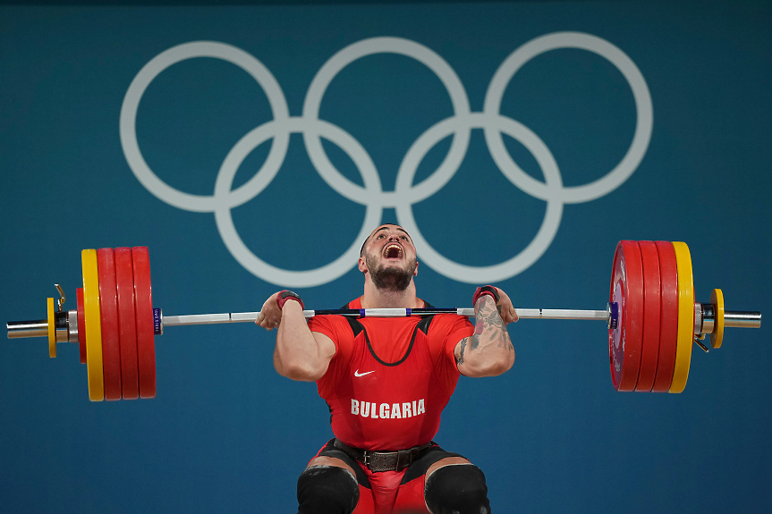 Карлос Насар с приза 