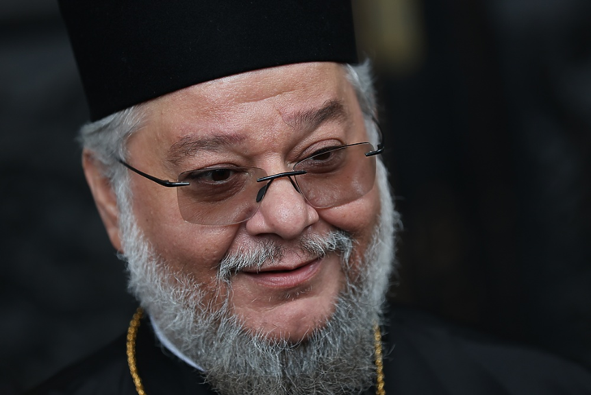 Старозагорският митрополит ще дирижира Дворжак в операта