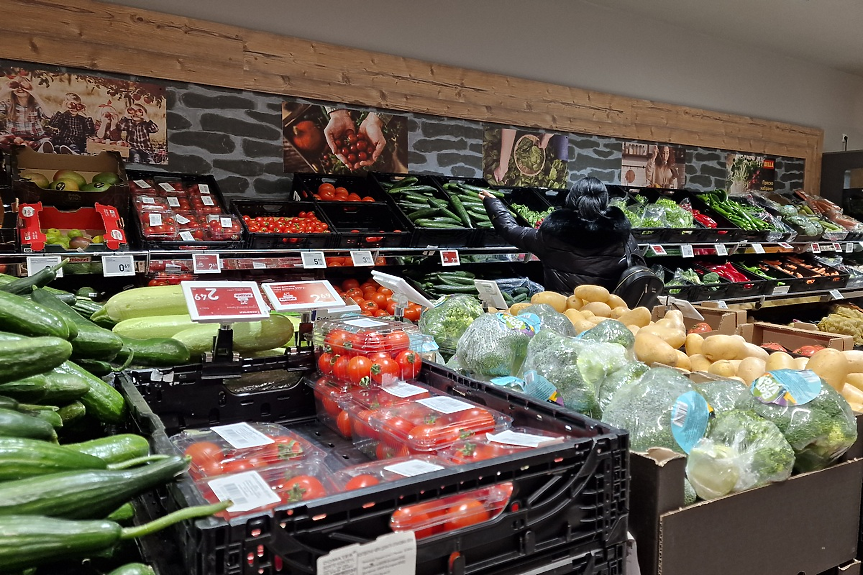 Цените на основни храни продължават да растат