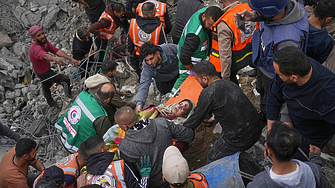 Израел удари болница в Газа