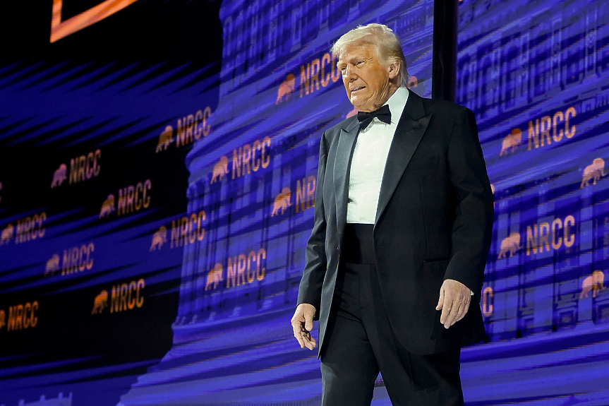 Тръмп: Всички ми целуват задника (ВИДЕО)