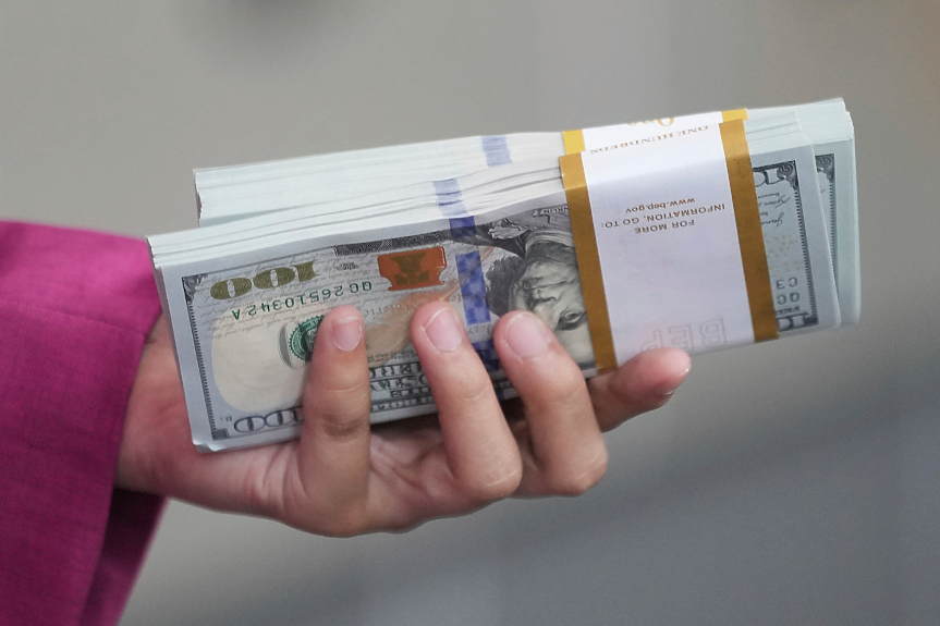 Светът разпродава държавния американски дълг