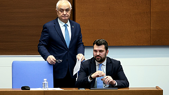 ДЕНЯТ В НЯКОЛКО РЕДА: без министъра ни в 