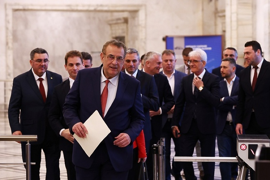 ДПС-Доган решава във вторник дали да се оттегли от мнозинството