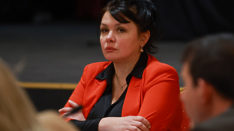 Пеевски искал 20 млн. лв. от подизпълнители на „Чирен“, твърди европрокурор Георгиева