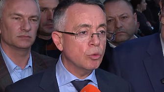 ДПС-Доган остава в управлението - до приемане на конвергентния доклад