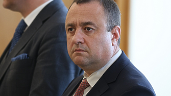 Регионалният министър защити шефа на АПИ, не му иска оставката