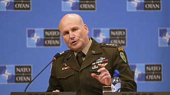 US генерал предупреждава за рискове, ако САЩ се откажат от командването на НАТО в Европа