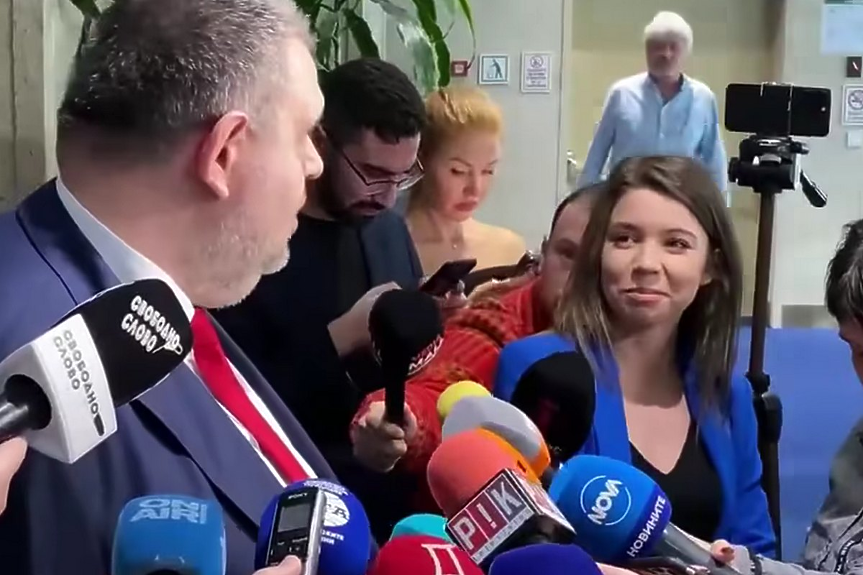 АЕЖ след атака от Пеевски: Депутатите дължат отговори на журналистите (ВИДЕО)