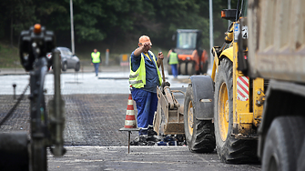 Започна дългоочакваният ремонт на бул. 