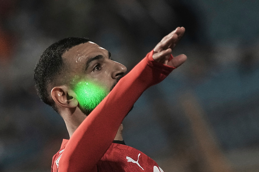 Салах и Ван Дайк май преподписват с „Ливърпул“, Холанд може да напусне „Сити“