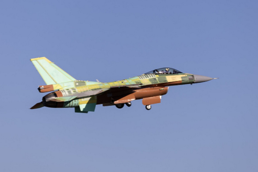 Посрещаме първия F-16 на 12 април