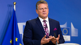 Официално: ЕС отложи контрамерките си срещу митата на САЩ