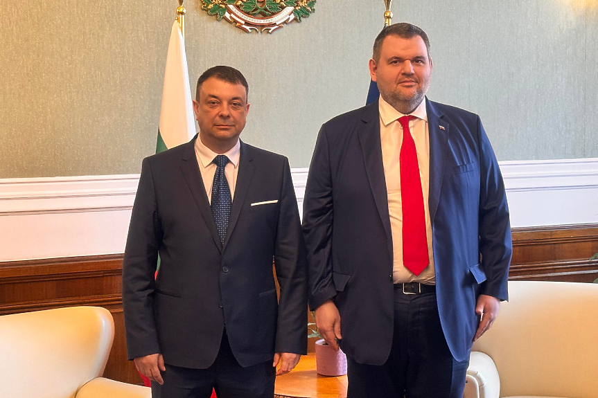 Втори кмет на областен град 