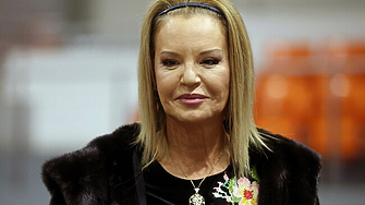 Сградата на БОК вече е разпечатана. Стефка Костадинова остава председател