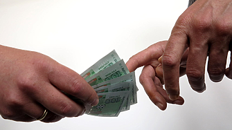 Съдът възстанови на поста директорката на 37-о училище, арестувана с подкуп