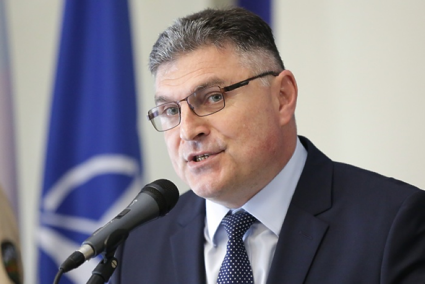 Посланикът ни в САЩ подаде оставка