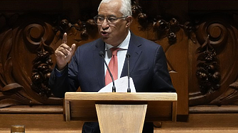 Антониу Коща идва в казанлъшкия завод „Арсенал“