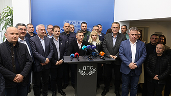 ДЕНЯТ В НЯКОЛКО РЕДА: ДПС-Доган най-сетне напусна управлението, в което така и не влезе