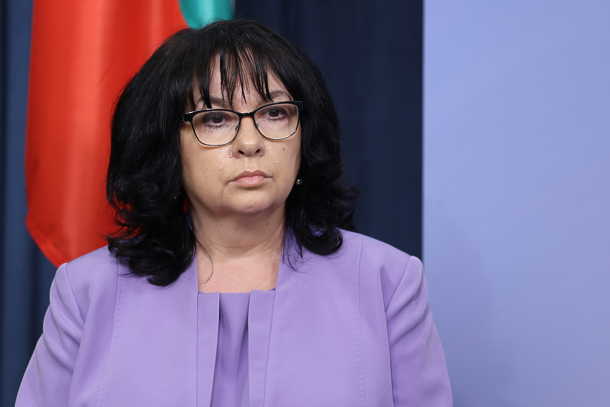 Теменужка Петкова в отговор на президента: Елиминираме ефекта на правителствата по модела „Радев