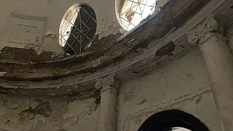 Ремонтират банята в Горна баня